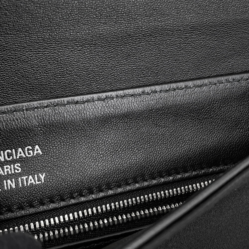 BALENCIAGA Bag - Picture 10 of 15